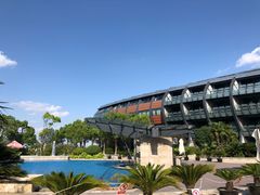 -上海滴水湖皇冠假日酒店