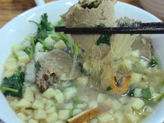加辣椒的羊肉泡馍-老陕兄弟(彩虹新城店)