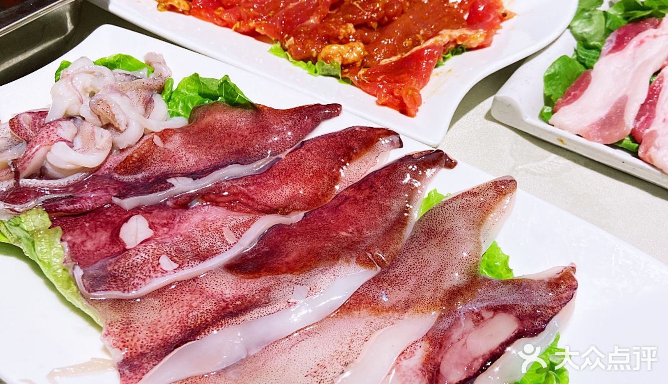 吃过烤肉，你吃过在瓦片上的烤肉嘛？