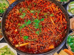 -鸿顺老铁锅美蛙鱼府(解放碑店)