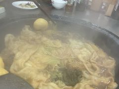 -屯老二农家铁锅炖·行业领军者(梅江店)