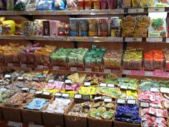 零售区-来伊份(仙霞路五店)