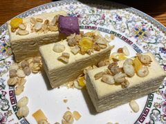 帕芙立-塔哈尔·新疆盛宴(城西银泰店)