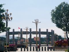 -人民广场