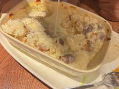 牛肉鲜奶芝士烤饭-玛格萝妮比萨屋(陆家浜路店)