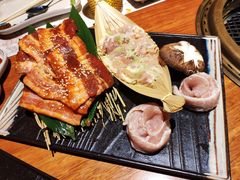 -肉魁屋·烧肉·烧鸟·酒场(高新店)