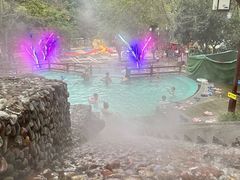 -灵秀温泉