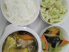 -悦芽照护月嫂+育儿嫂(杭州店)