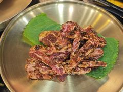 -臻牛烤肉