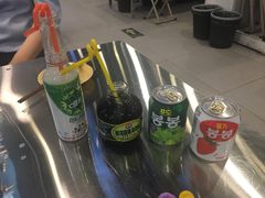 -马路牙子烧烤音乐酒馆(望京店)