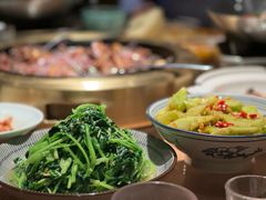 蒜泥清炒鸡毛菜-恰八斗·猛火长沙菜(国贸店)