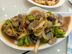 -覃记海鲜美食餐厅