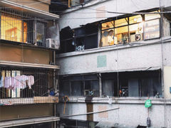 -白象居