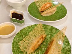 -品海楼·大连海胆锅贴馆(东港店)