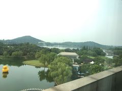 -上海佘山世茂艾美酒店