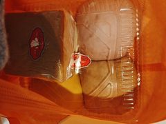 -白玉兰食品甜凤店(合生汇店)