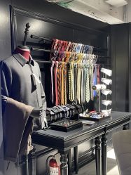 -BRANS PORO布朗斯伯勒西装高级定制·瑞璞西装(金陵店)