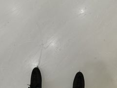 -冰纷万象滑冰场(深圳万象城店)