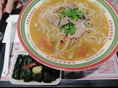 -亚皆老街南宁老友粉·米粉(印象城店)