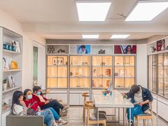 -潘多拉眼镜·蔡司依视路明月(潘家园店)