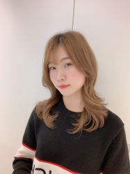 -东秀护肤造型