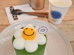 抹茶小奶糕-玲婧胡同·生日蛋糕·餐厅(嘉里城店)