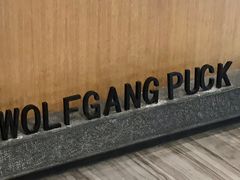 -WOLFGANG PUCK KITCHEN & BAR(迪士尼小镇店)