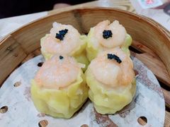 明虾蟹籽烧卖-赏点粤式点心(广州塔店)