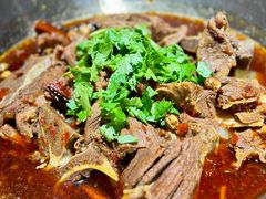 -大众跷脚牛肉馆·非遗传承单位(峨眉山店)