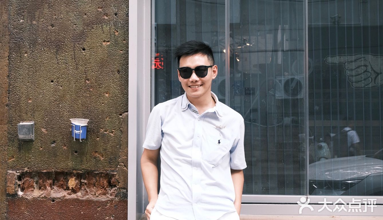 这是一家开业还不到一年的新店，却吸引了无比多