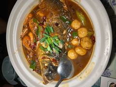 -卢大鲜鱼头捞饭(美利广场店)