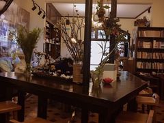 -良友书坊(安徽路店)