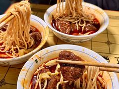 -易毛特色牛肉面(解放碑步行街店)