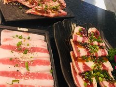 薄切猪五花-炙忧烤肉屋(中国铁建广场店)