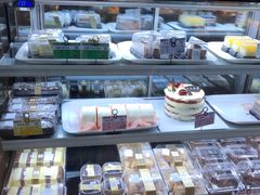 面包甜点陈列柜-新侨三宝乐面包店(崇文门店)
