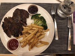 -WOLFGANG PUCK KITCHEN & BAR(迪士尼小镇店)