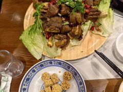 -乡土特色.冷锅鱼.牦牛肉汤锅