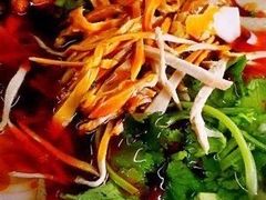 -老五鸡丝豆花面粉(瑞金北路68号院店)