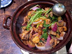 -胡须佬鸡煲四季火锅(海雅缤纷城店)