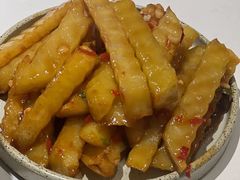 -粉八·云南米线·建水烧烤(常熟路店)