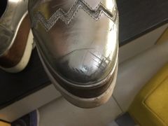 珠光粉鞋严重磨损-A&G奢侈品护理(万科旗舰店)