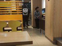 -麦当劳(杭州西湖银泰百货店)