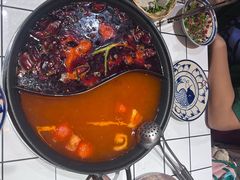 -旧街市鲜货老火锅(大光路店)