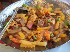 -老唐三下锅 ·张家界地标美食(溪布街店)