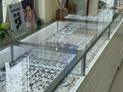 -潘多拉眼镜·蔡司依视路明月(潘家园店)