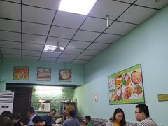 大堂-清真新疆叶尔羌烤肉店(新香洲店)
