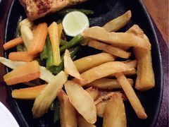 -Pundi Pundi Restaurant