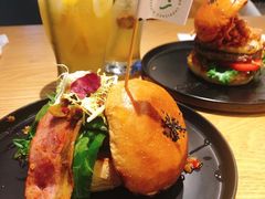 -龙治汉堡(中华城店)