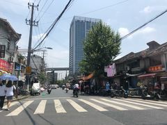 -正宗杂粮煎饼香软鸡蛋饼