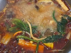 -鸡遇虾煲干锅火锅(小寨金莎店)